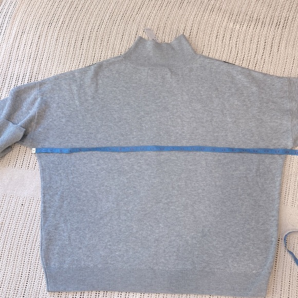 New Old Navy Color-Blocked Chevron Turtleneck Heather Light Gray Sweater ! - Picture 9 of 11